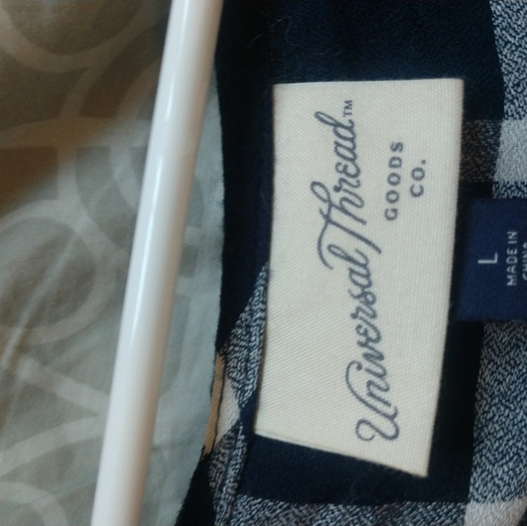 Plaid sleeveless blouse - Picture 2 of 2